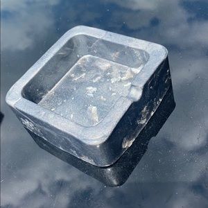 Epoxy resin ashtray